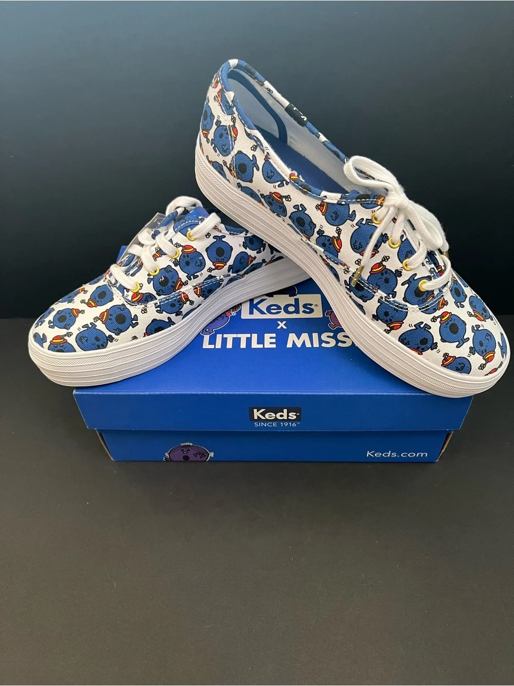 Keds x Little Miss Bossy sneakers.Special edition.Blue & white print. NIB.Size 9